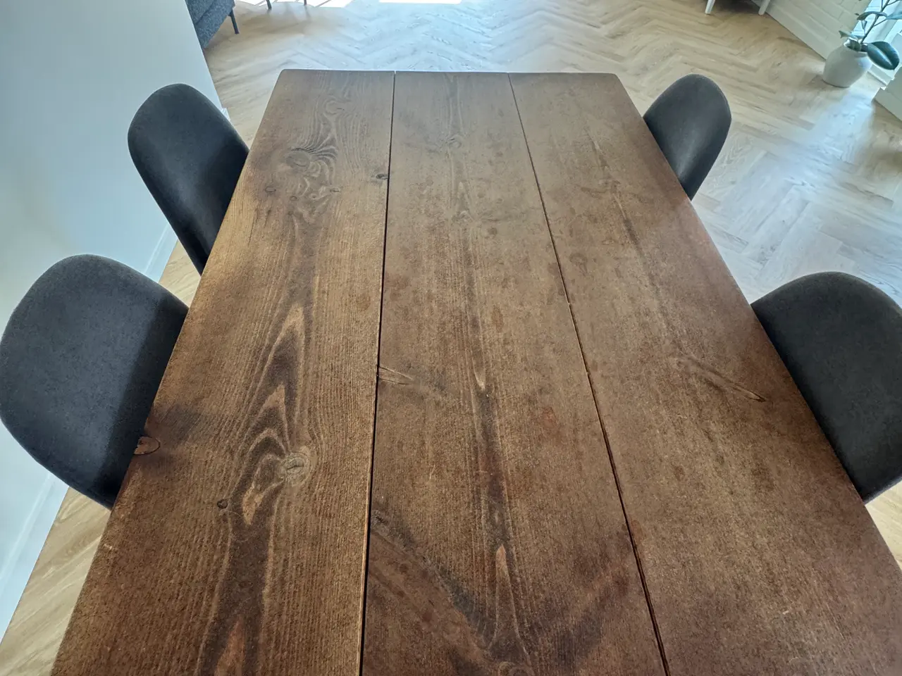 Billede 2 - Spisebord med 4 stole