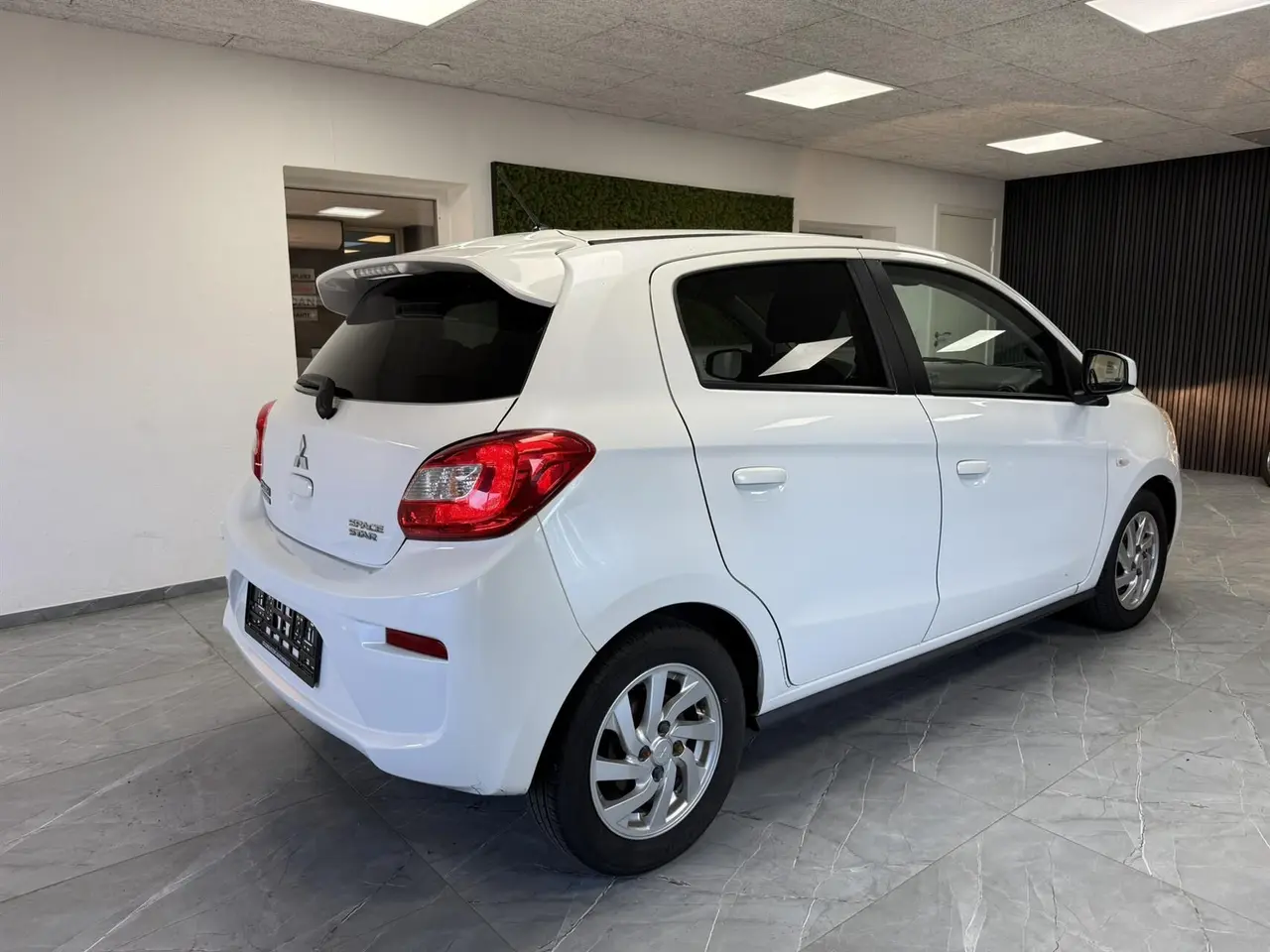 Billede 4 - Mitsubishi Space Star 1,2 Limited 80HK