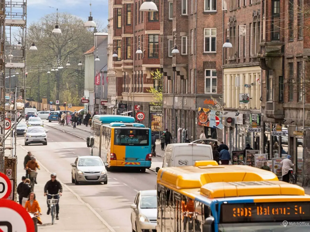 Billede 11 - Butik med god facade eksponering på Nørrebrogade - Eftertragtet hjørnelejemål.