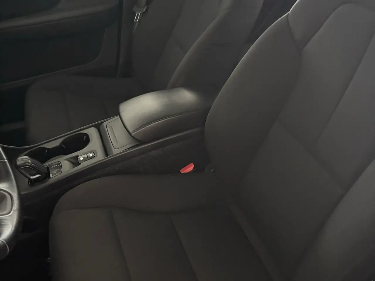 Billede 9 - VOLVO XC40 med aut. gear og træk