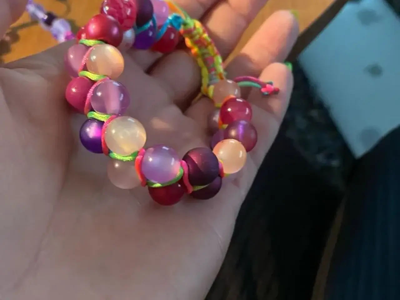 Billede 2 - Nye knyttede armbånd