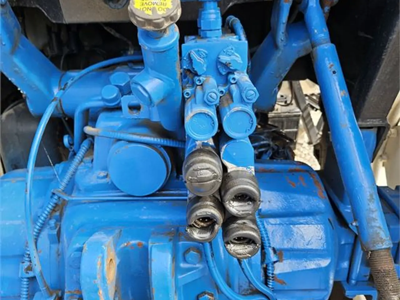 Billede 41 - Ford 6640 Powerstar SLE - 4 ton / 4WD / 16x16 electro shift