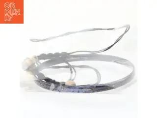Perle armbånd og emaljearmbånd