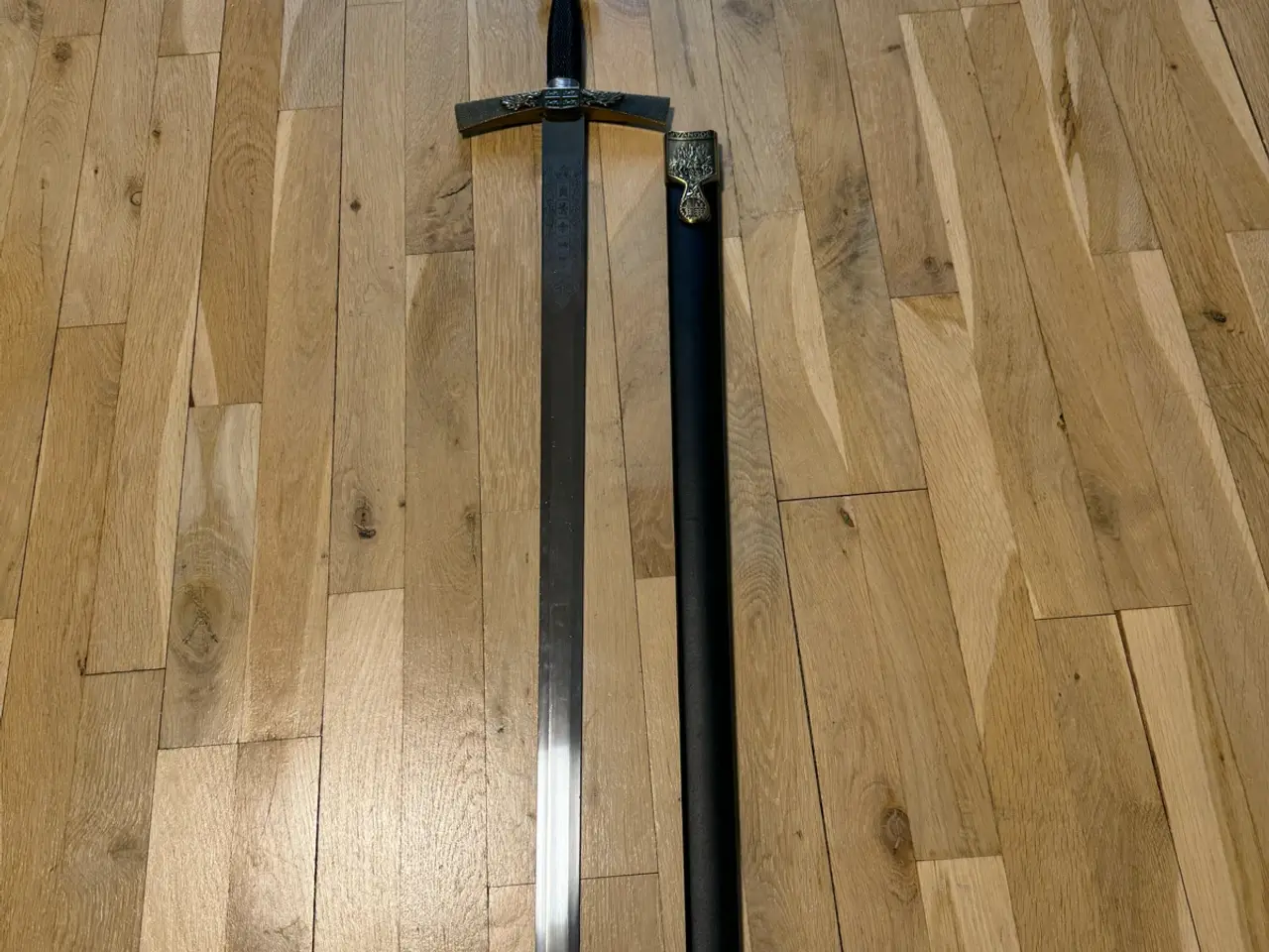 Billede 1 - Excalibur og Ivanhoe sværd