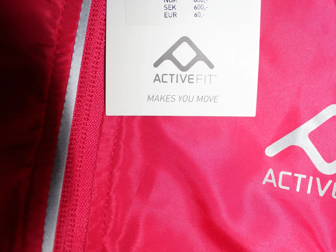 Billede 2 - Løbejakke, Active Fit, str. S, Ubrugt