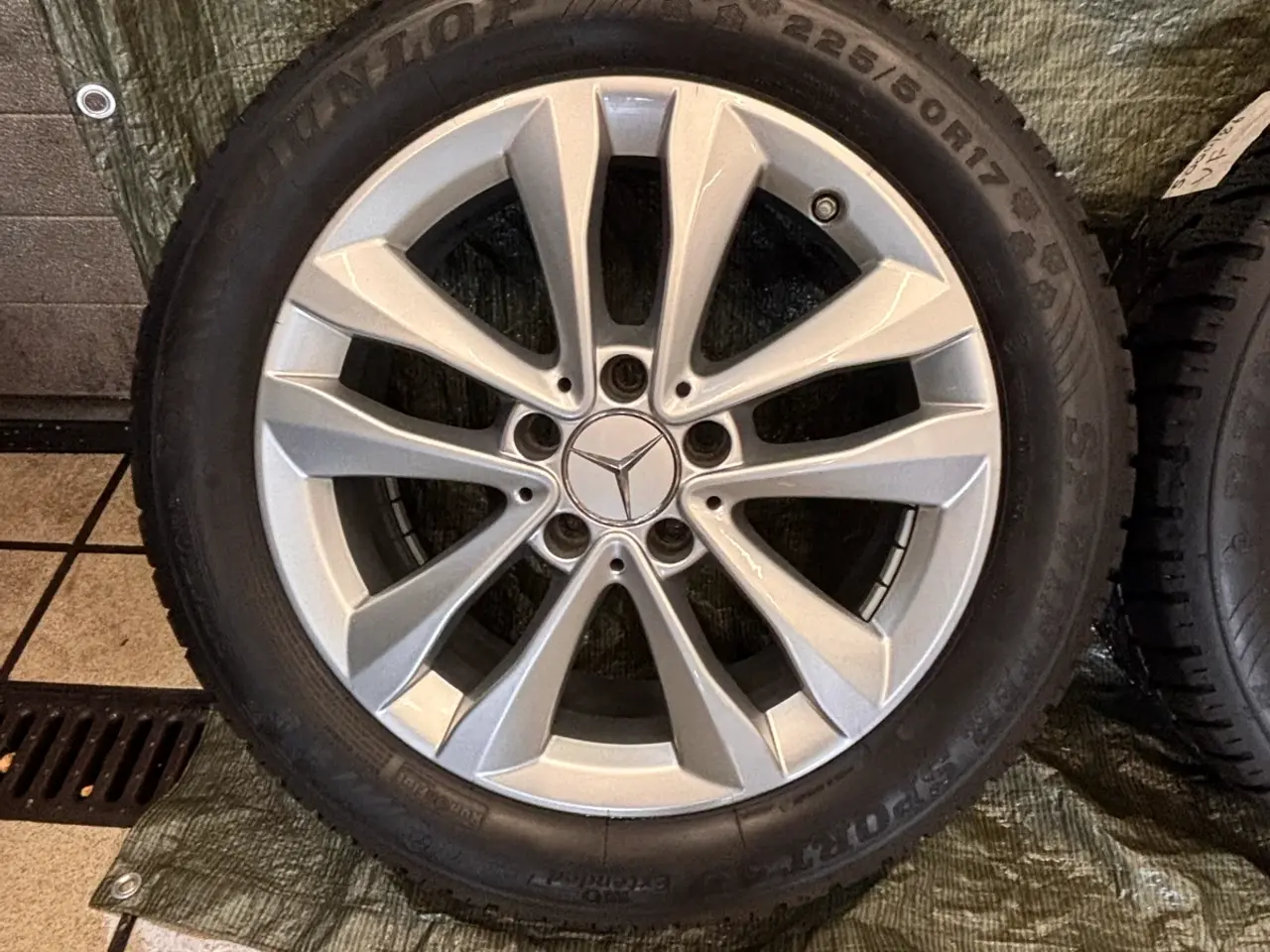 Billede 7 - Sælger de her flotte disse Mercedes Alufælge