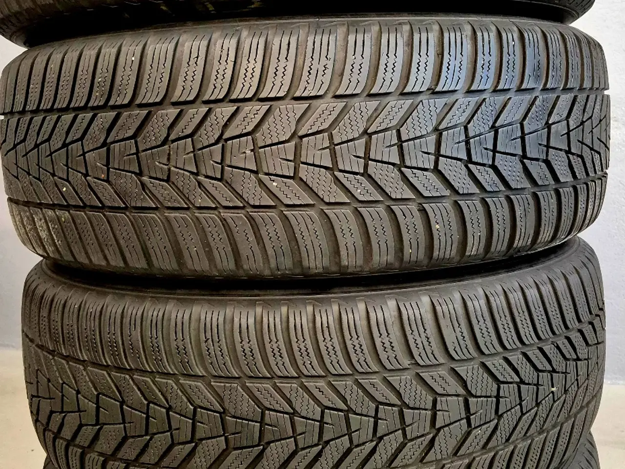 Billede 4 - VOLVO XC40 / XC60 ORIGINAL ALUFÆLGE MED VINTERDÆK