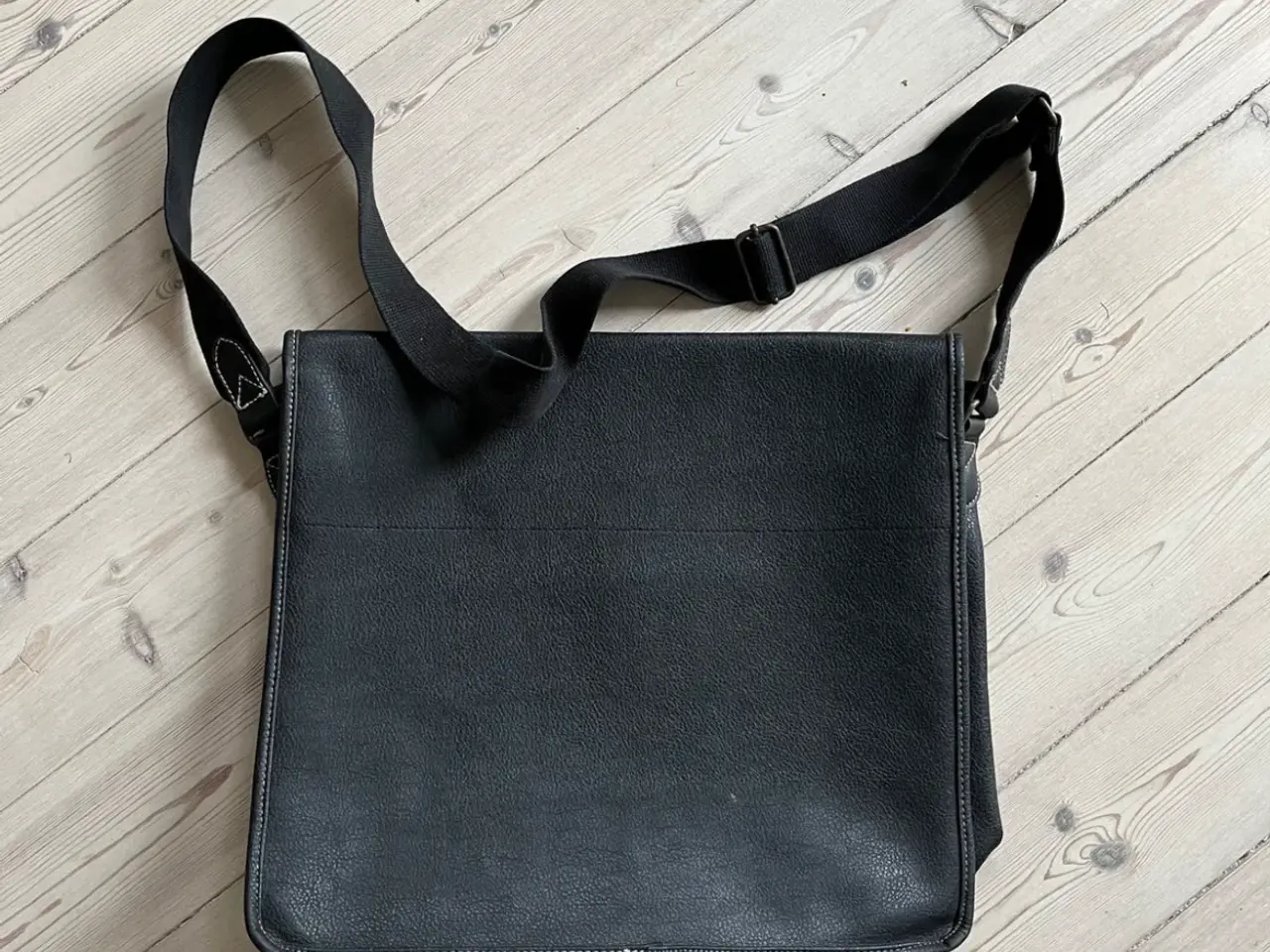 Billede 2 - Esprit taske