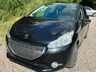 Nysynet Peugeot 208 benzin - top udstyret
