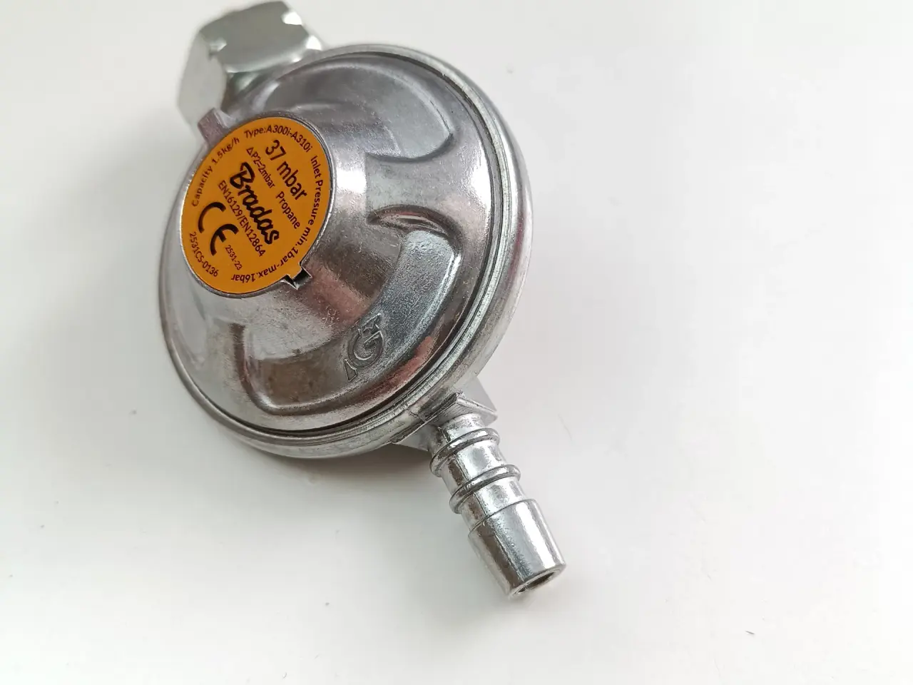 Billede 3 - NY! 37mbar x 1.5kg/t Gasregulator + Pakning
