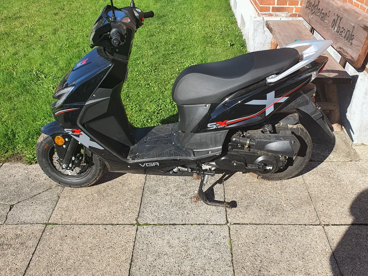 Billede 1 - VGA STREET-X 30 KM EURO 5 MOTOR