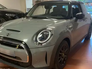 MINI Cooper SE  Trim Limited Edition