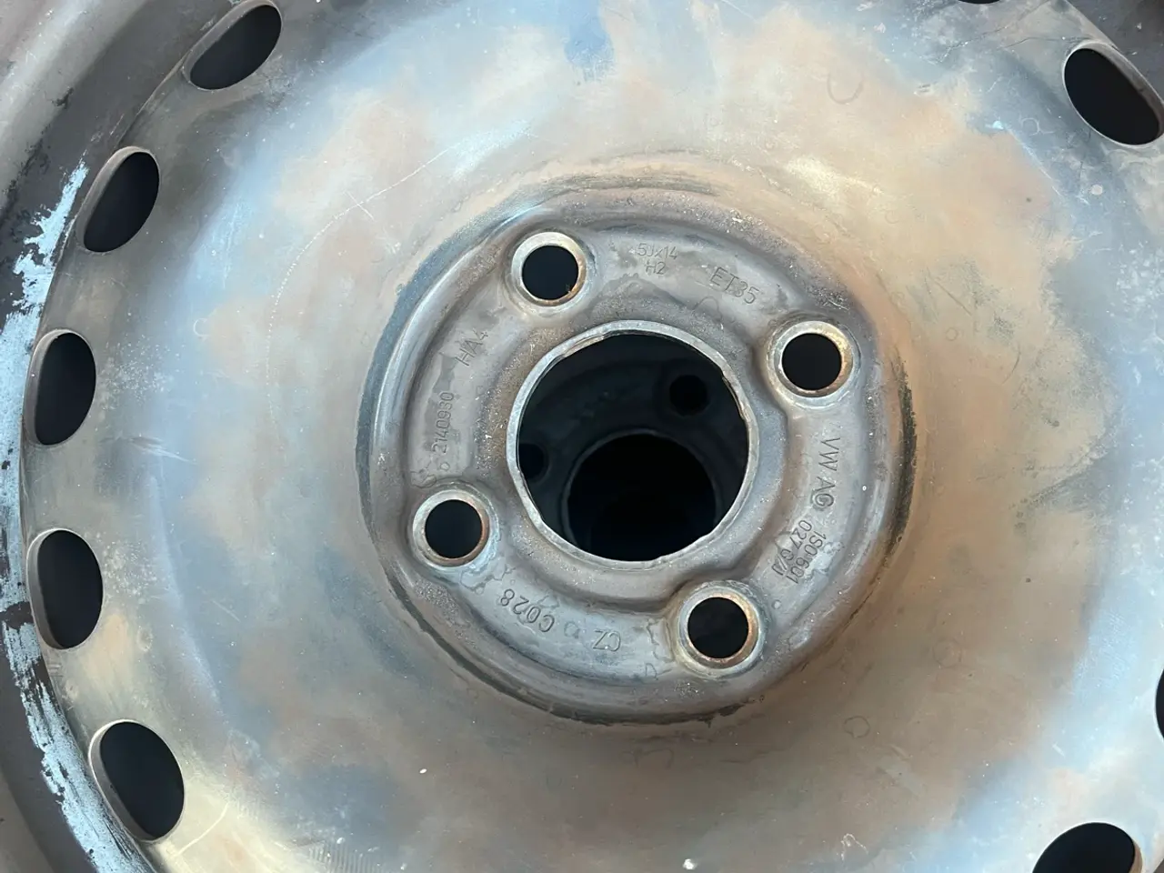 Billede 3 - Nye Helårsdæk VW-UP.