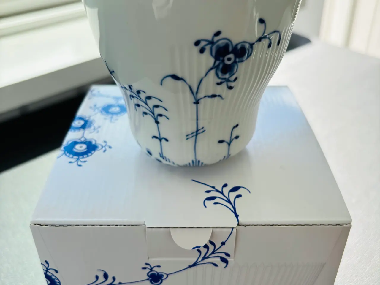 Billede 3 - Royal Copenhagen blå elements kop byttes til coral