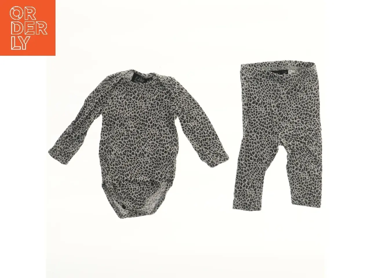 Billede 1 - Petit by Sofie Schnoor (str. 56) Leopardmønstret bodystocking og bukser