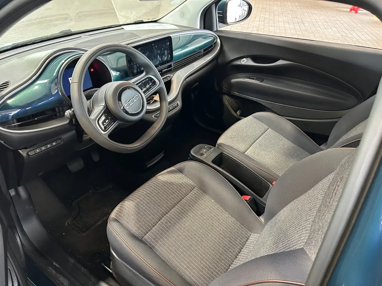 Billede 6 - Fiat 500e 42 Icon Sky