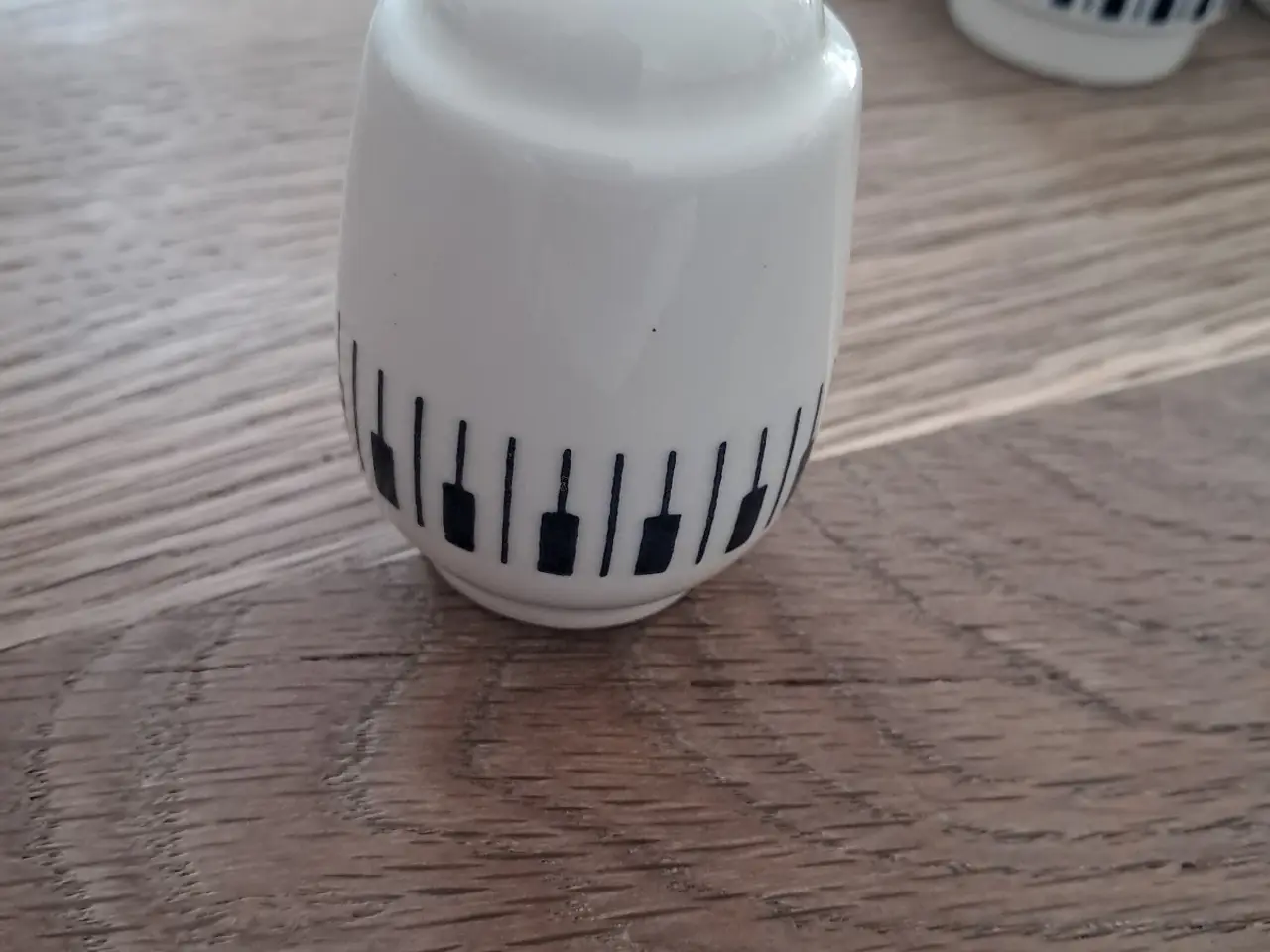 Billede 4 - Vintage fra Lyngby Porcelæn. Danild 64. Tangent.  