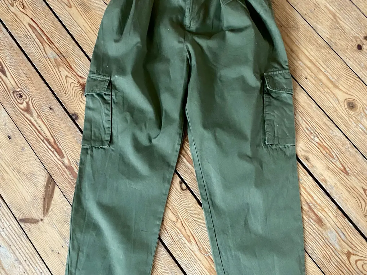 Billede 1 - Forever 21 bukser xs
