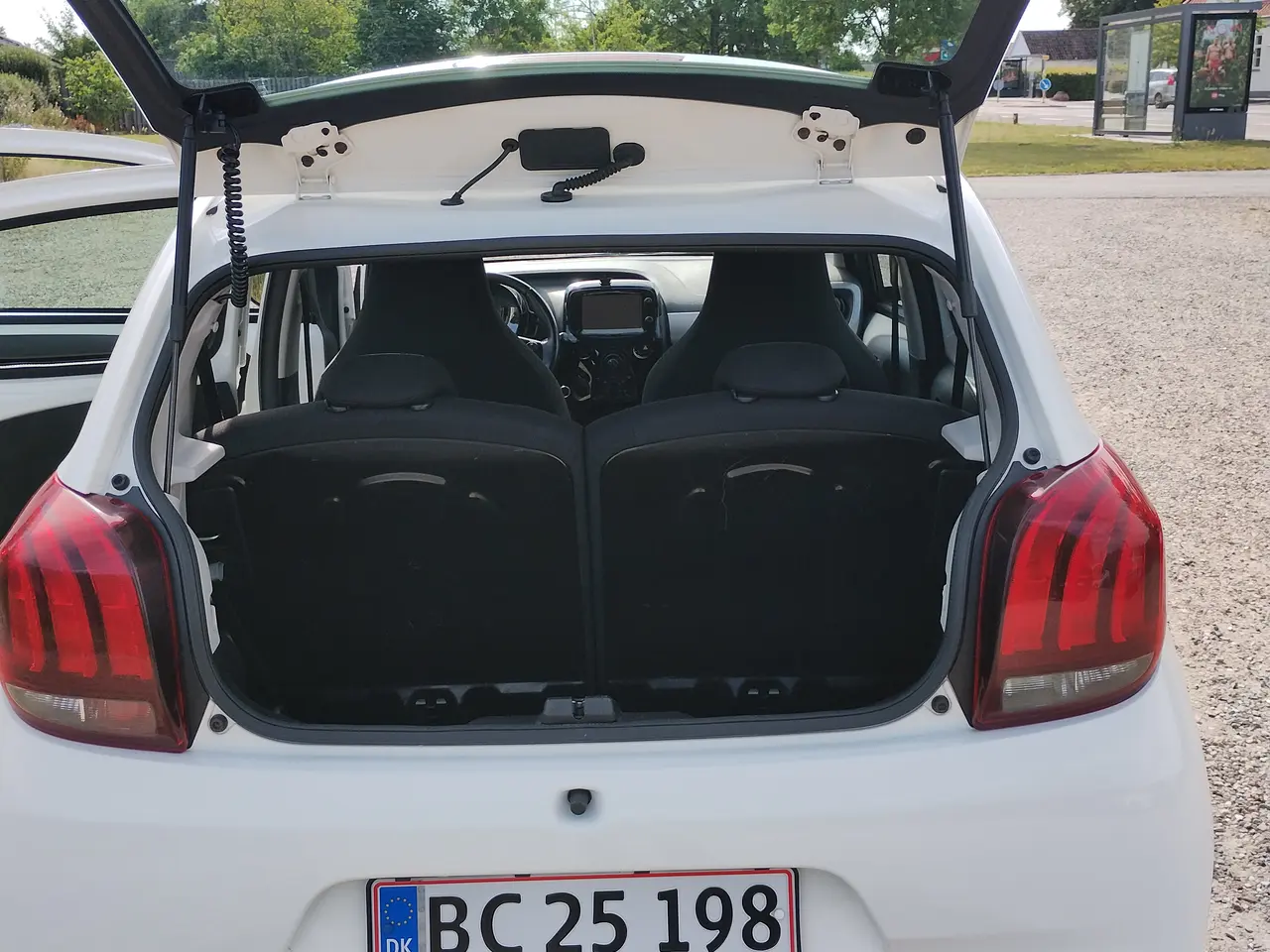 Billede 9 - Fin nysynet Peugeot 108
