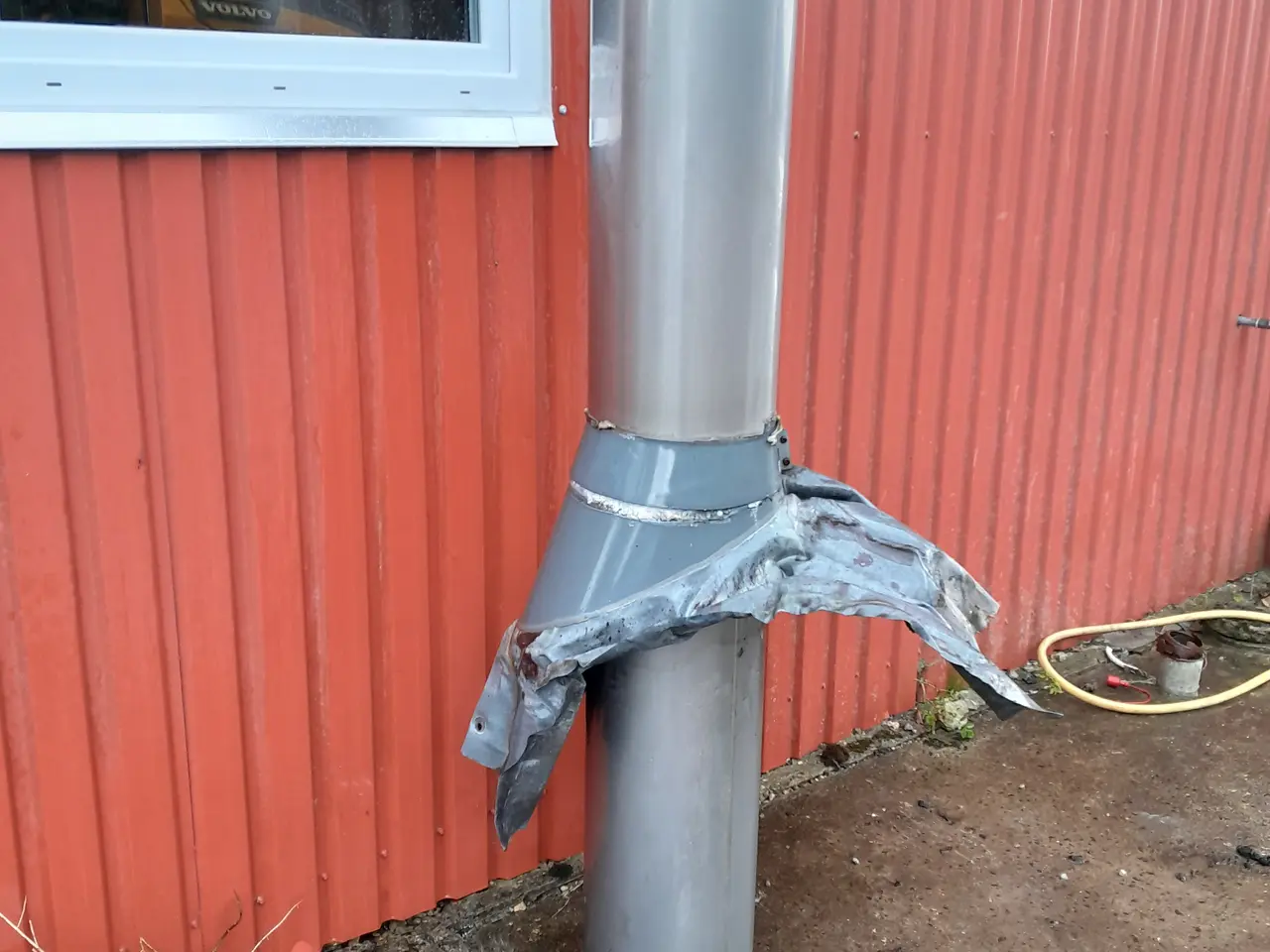 Billede 1 - Isoleret stål skorsten.