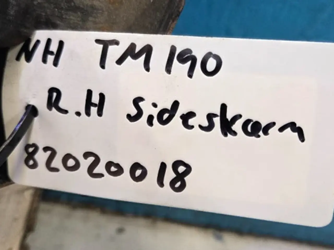 Billede 12 - New Holland TM190 Sideskærm R. 82020018