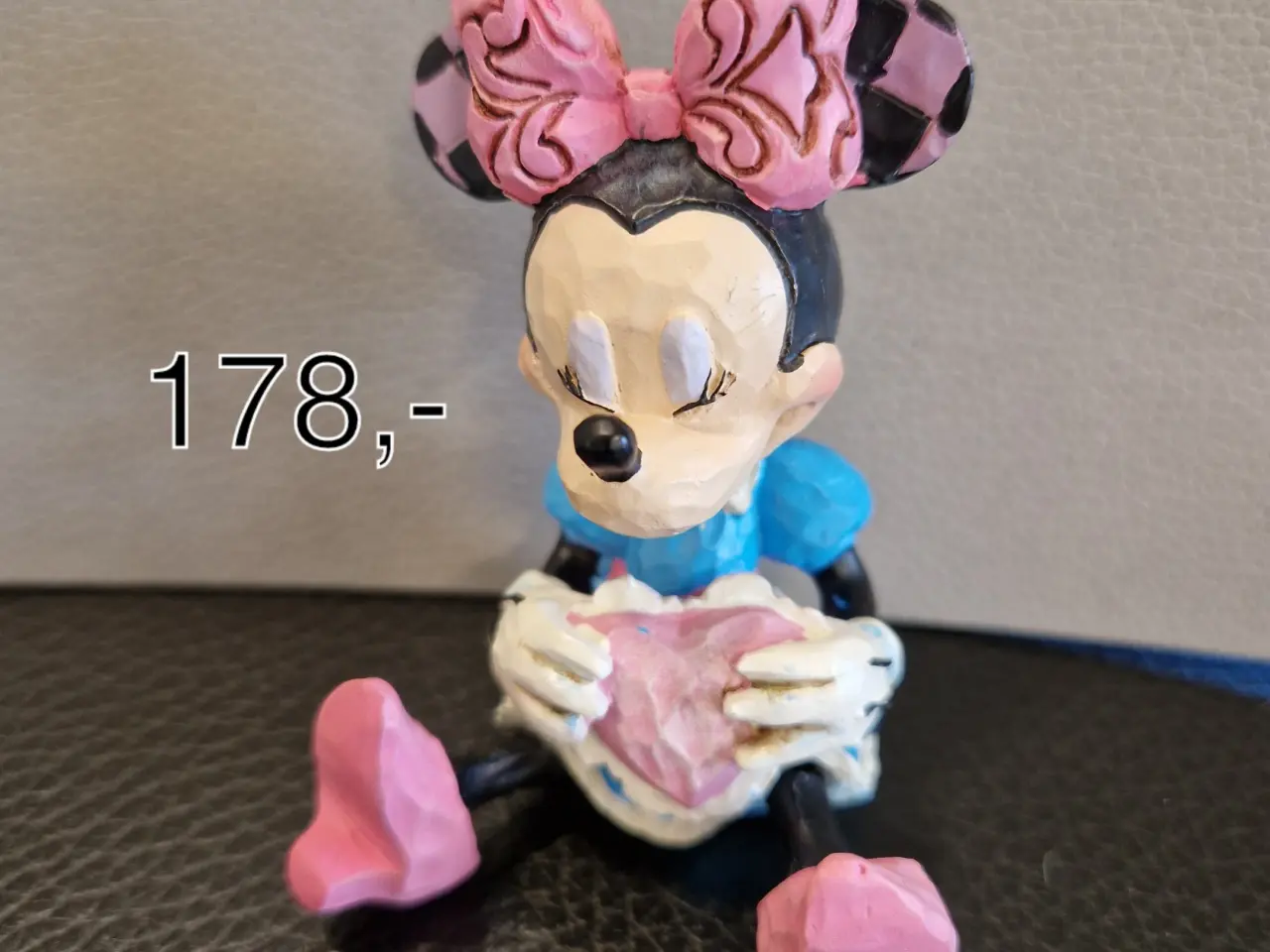 Billede 2 - Nye Disney figurer sælges