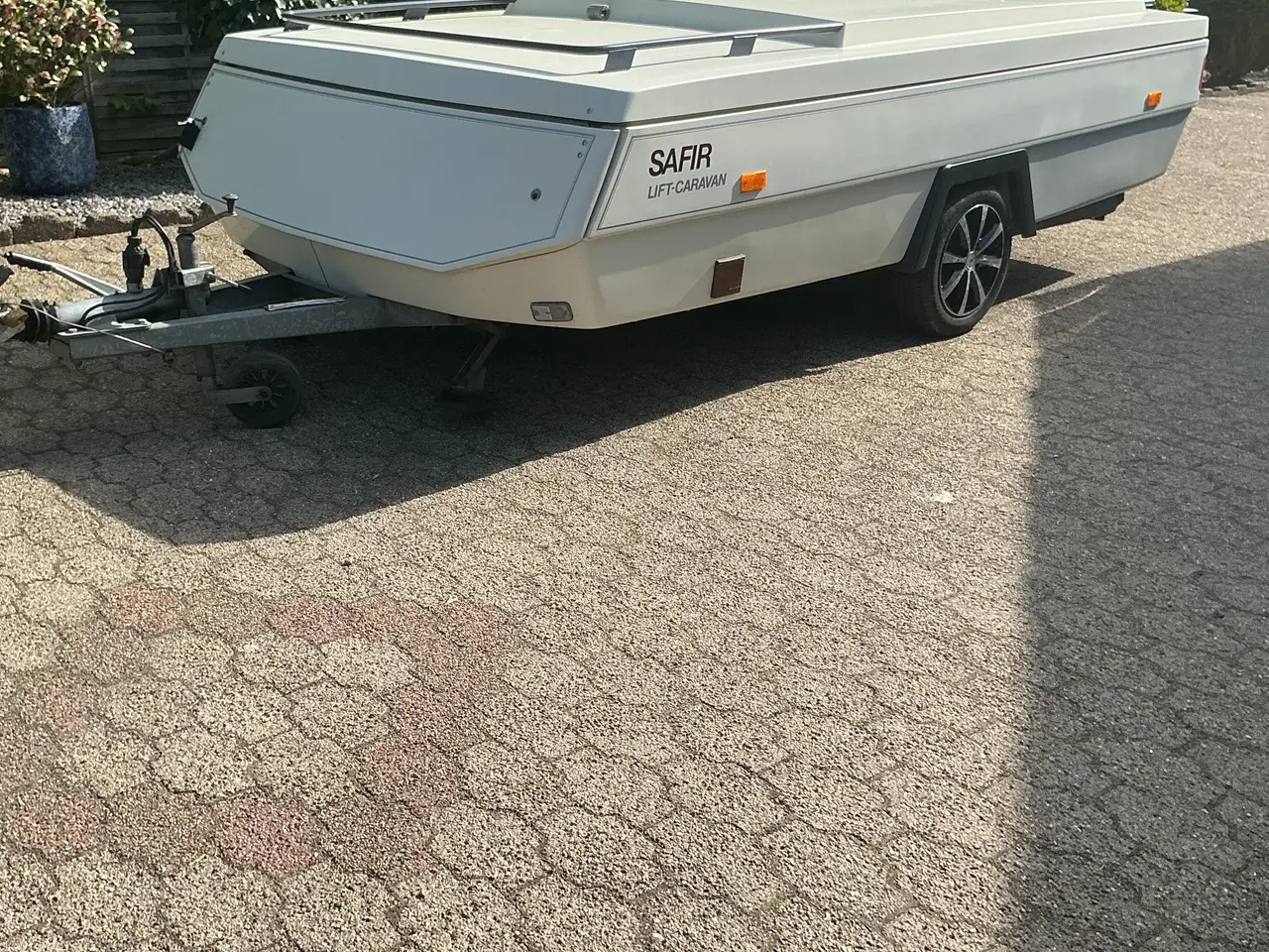 Billede 1 - Camp-let Safir