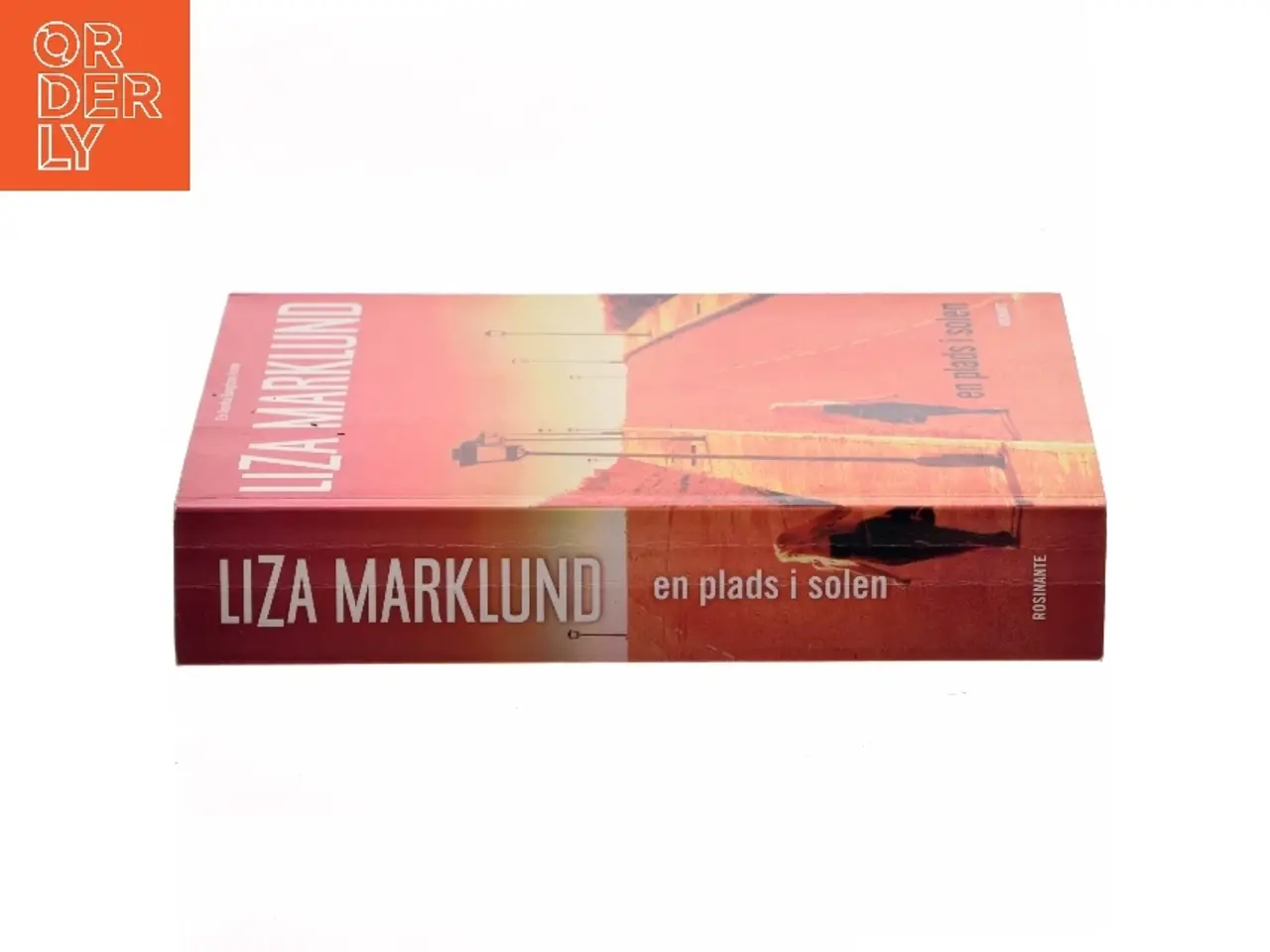 Billede 2 - En Plads I Solen af Liza Marklund (Bog)