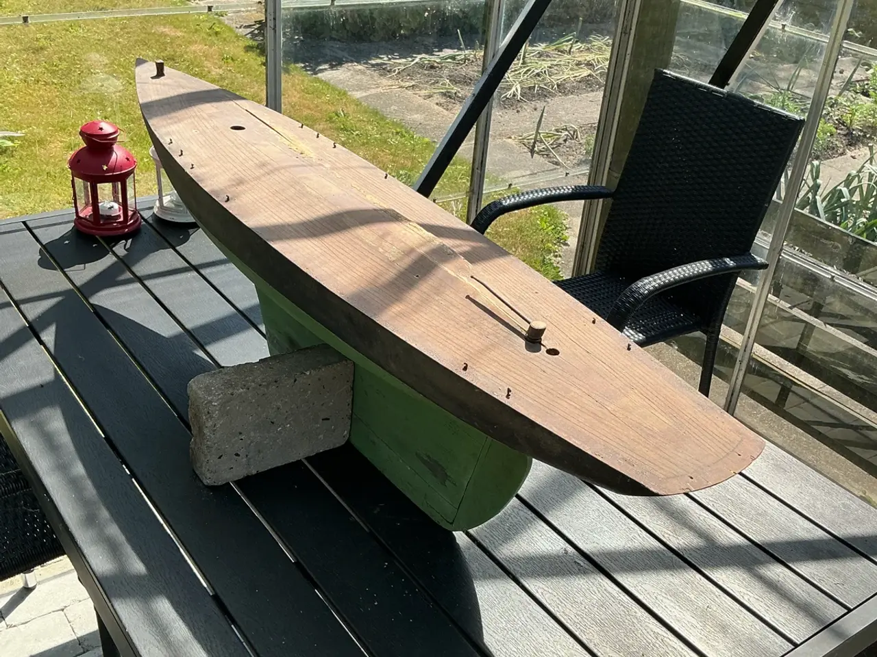 Billede 4 - Stor træ modelbåd skrog med blykøl