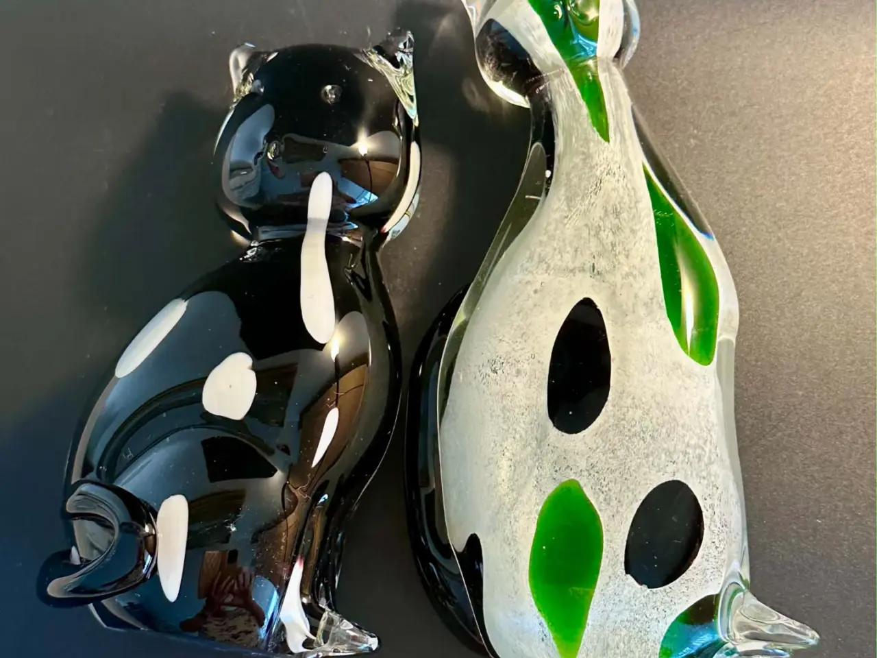 Billede 4 - Søde håndlavede glaskatte i kunstglas.