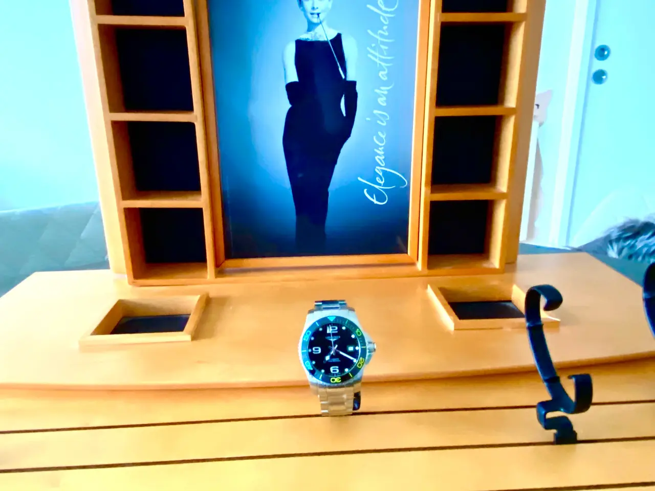Billede 8 - Longines displayet.