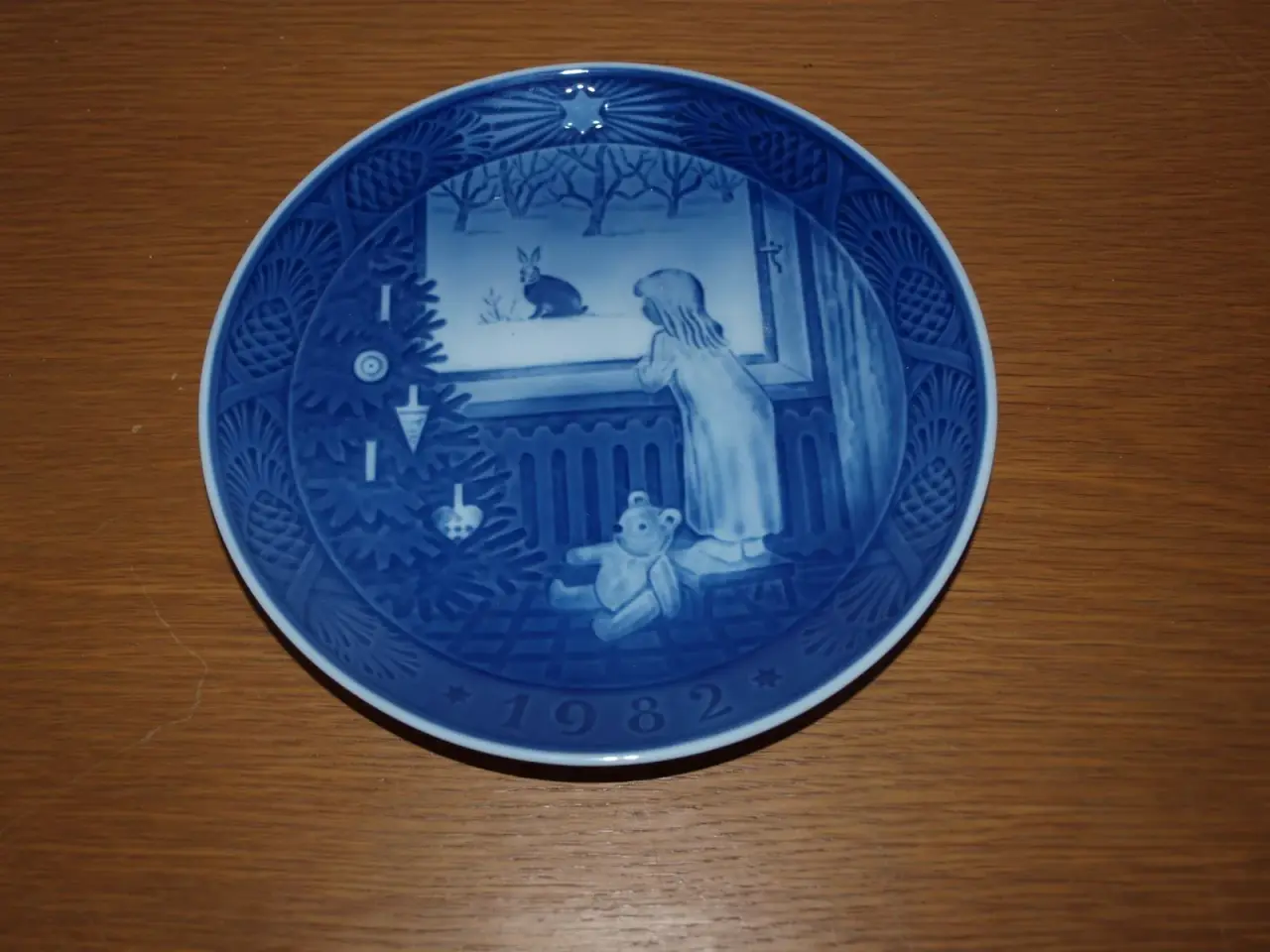 Billede 1 - Royal Copenhagen juleplatte fra 1982