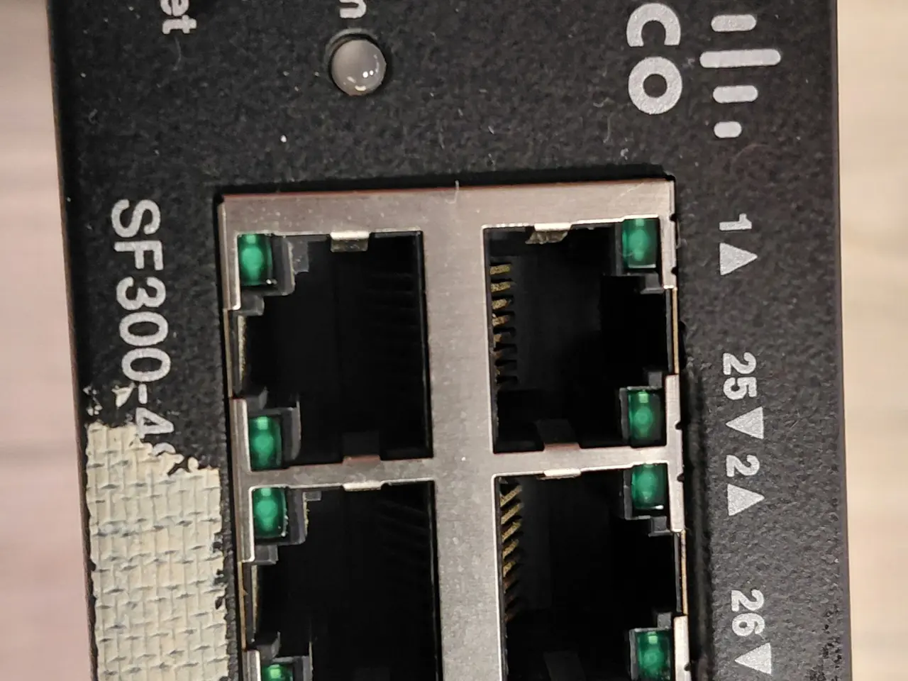 Billede 2 - Cisco SF300-48 48-port 10/100 managed switch.
