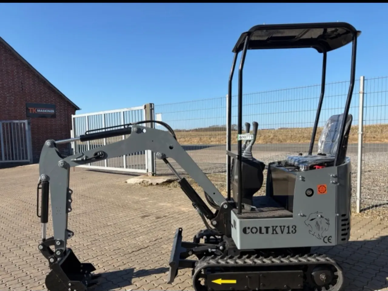 Billede 2 - 1,3 ton minigraver med diesel motor. Momsfri.