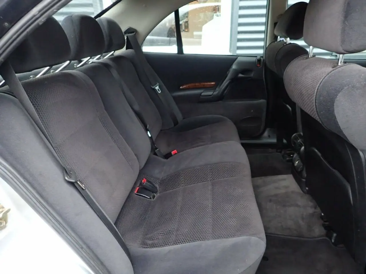 Billede 2 - Opel Omega 2,0 16V aut. 136HK Stc