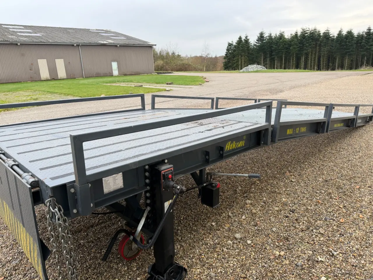 Billede 5 - Mobil læsserampe. 12 tons kapacitet. 236 cm indv. 