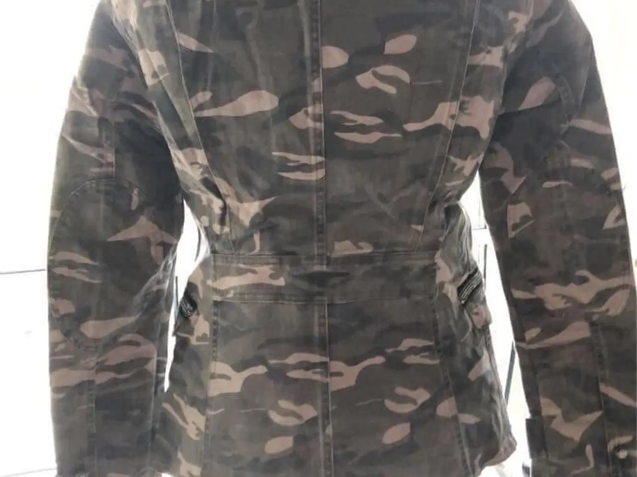 Billede 2 - Fede nye army jakker KUN STR S