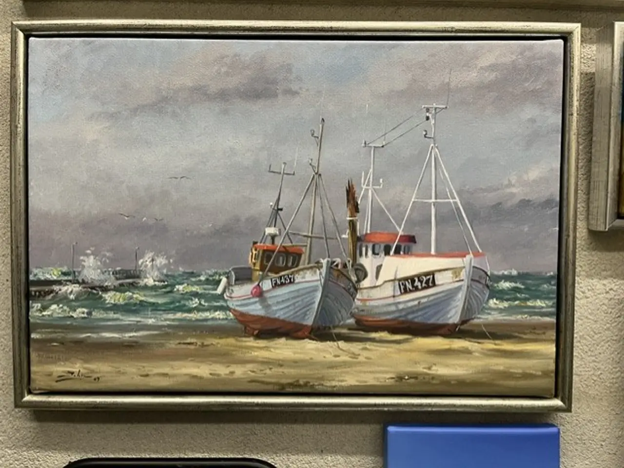 Billede 1 - Maleri af fiskebåde ved Løkken mole.