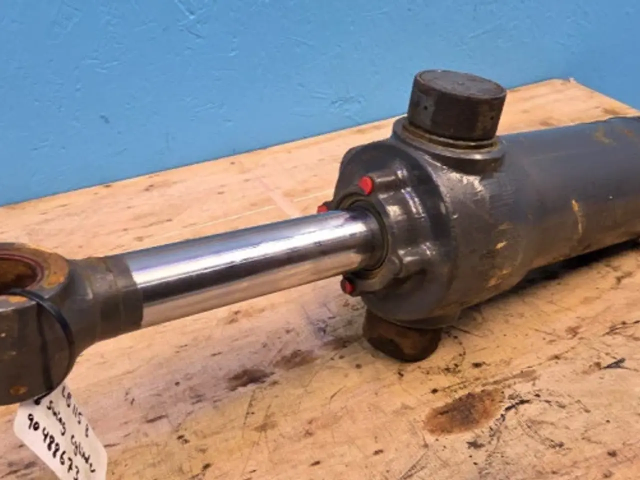 Billede 15 - New Holland LB115B Cylinder 90488673