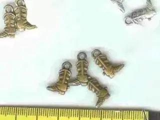 Charms med COWBOYSTØVLER - Sølv - Bronze