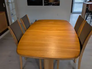 Skovby spisebord SM75 samt 6 Skovby stole