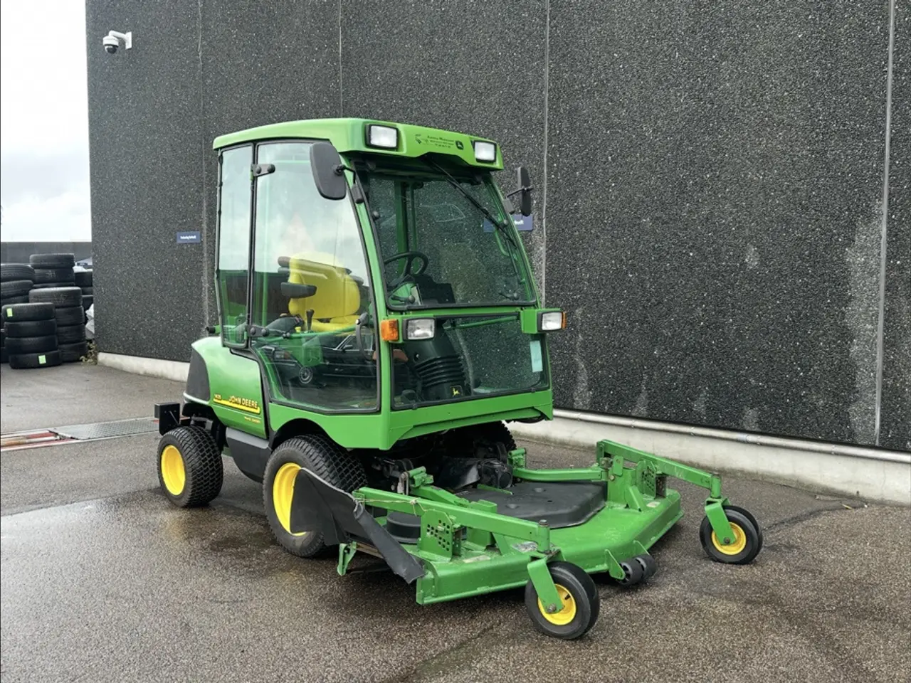Billede 1 - John Deere 1435 - Græsslåmaskine med førerhus