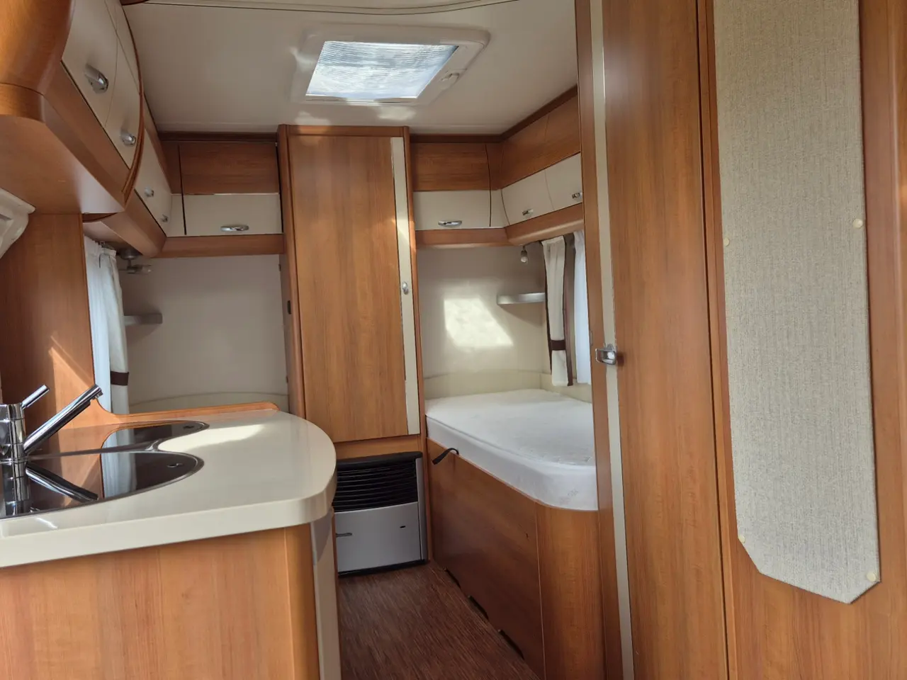 Billede 9 - CAMPINGVOGN HOBBY EXCELLENT 460 LU sælges