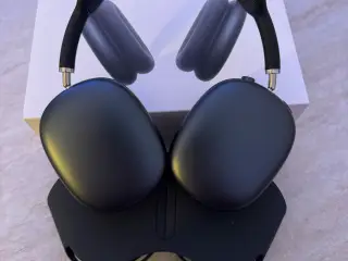 Apple AirPods Max