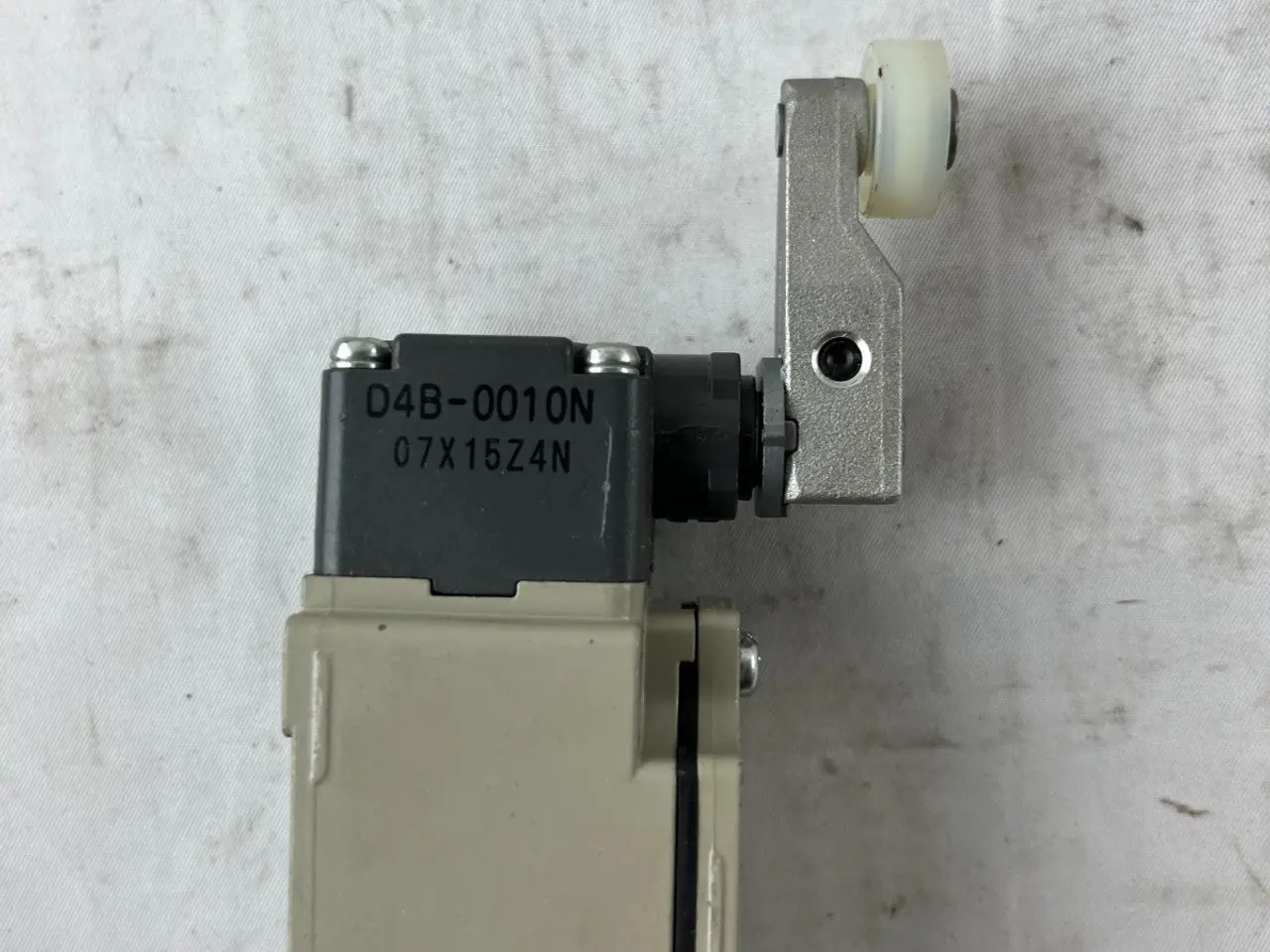 Billede 7 - Omron D4B-4A11N endestopkontakt Roller Lever IP67