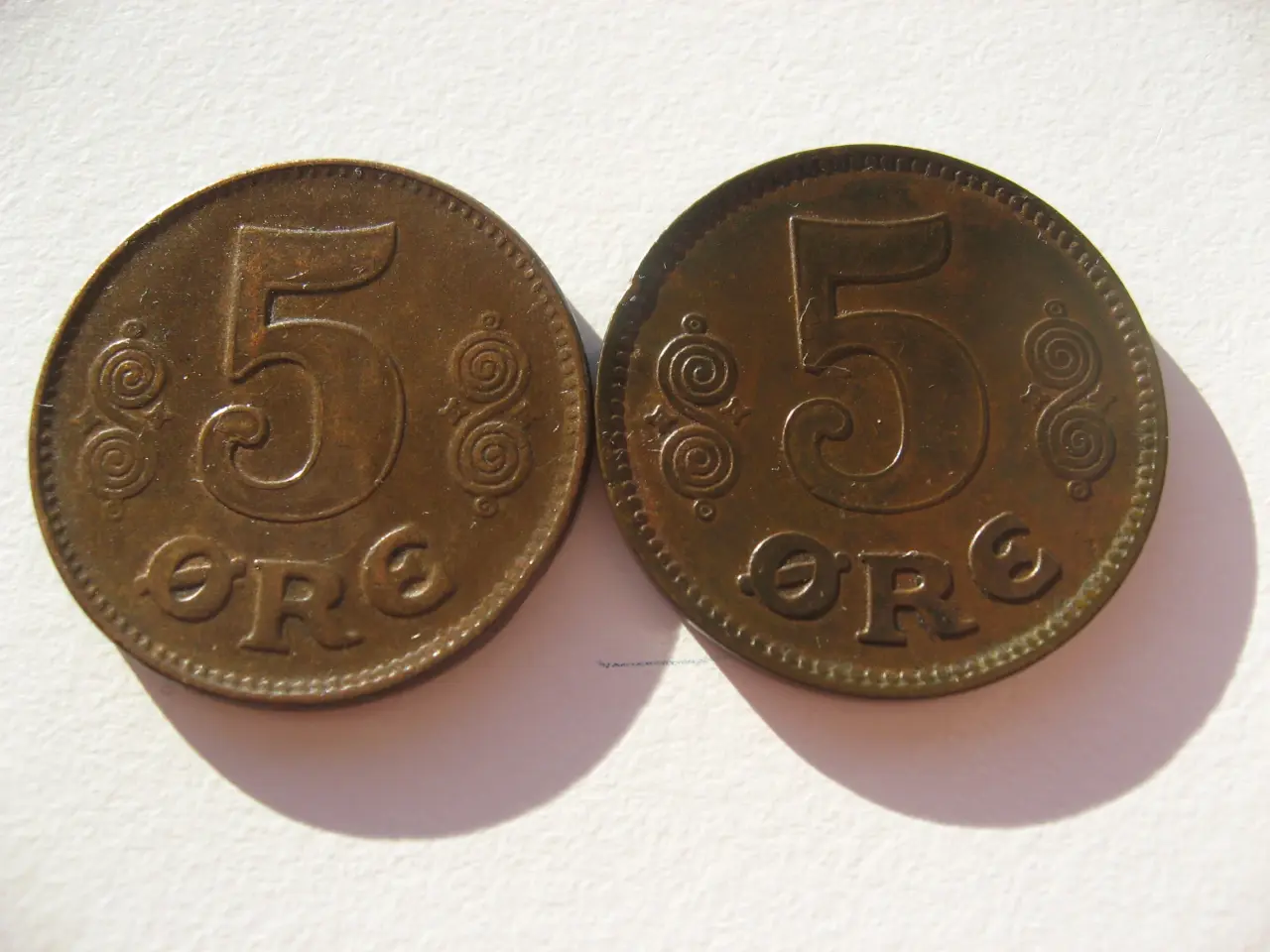 Billede 2 - Flotte bronze 5 ører 1919 & 1921