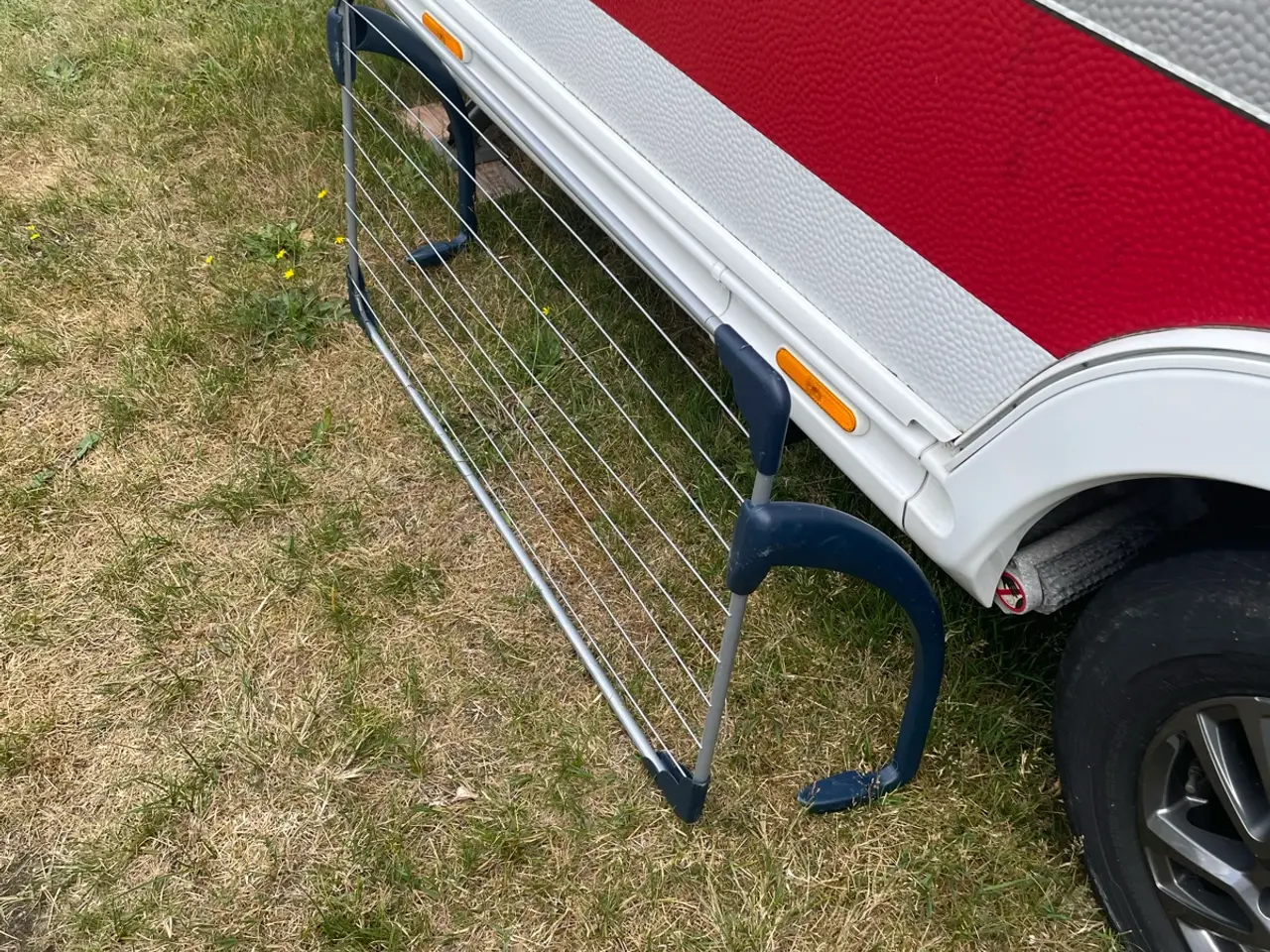 Billede 2 - Tørrestativ til autocamper evt. altan