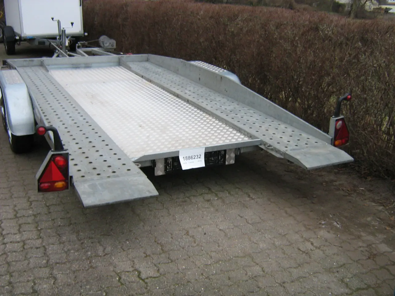 Billede 4 - Variant Autotrailer  2004 A4  Årg. 8/2018
