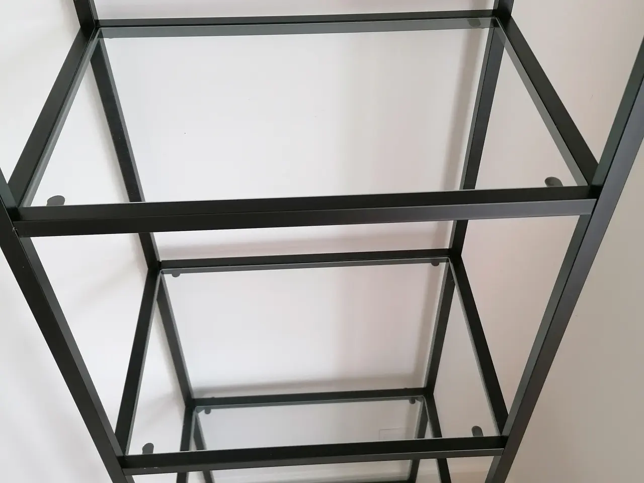 Billede 1 - Sort stål reol med glasplader 