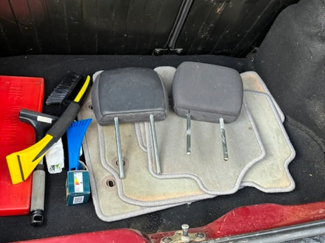 Billede 7 - Sælges Ford Fiesta 1,3 Benzin årgang 2000